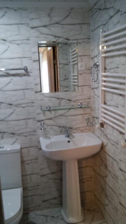 Tskaltubo Guest House On Mirian Mepe Zewnętrze zdjęcie