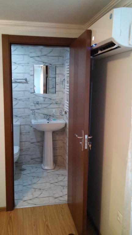 Tskaltubo Guest House On Mirian Mepe Zewnętrze zdjęcie
